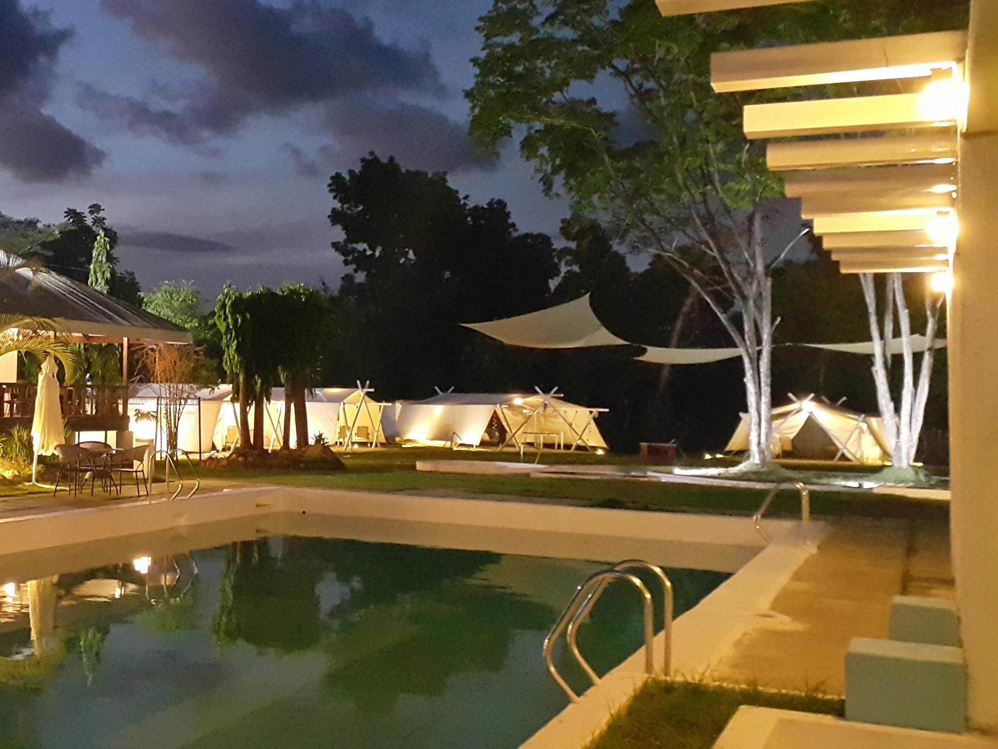 Blue Hotel And Resort Calamba  Luaran gambar